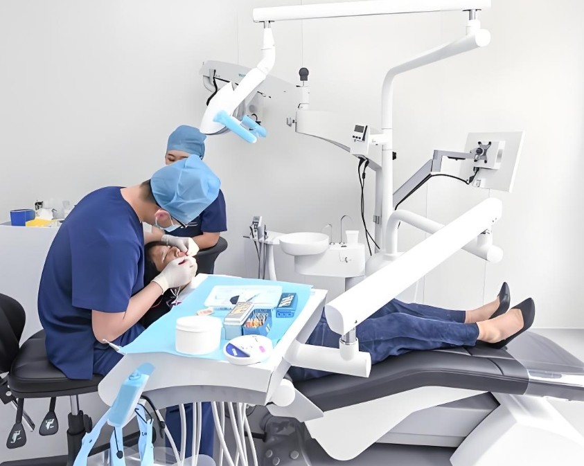 口腔醫(yī)療光學元件應用與技術(shù)解析