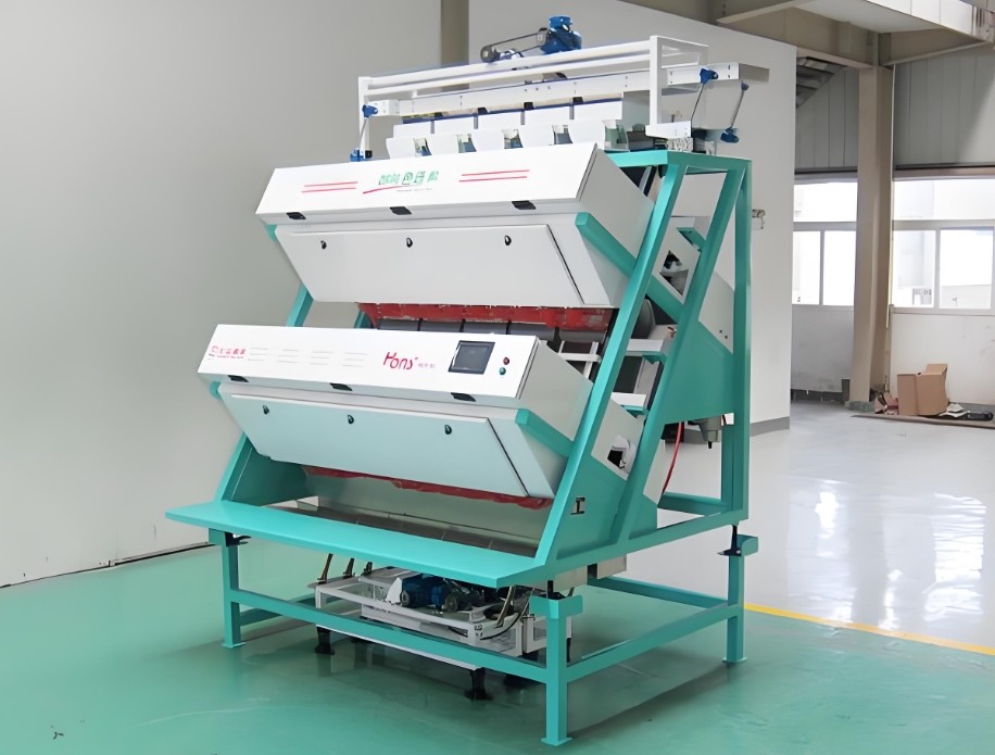 工業(yè)加工篩選色選機光學(xué)鏡片應(yīng)用分析